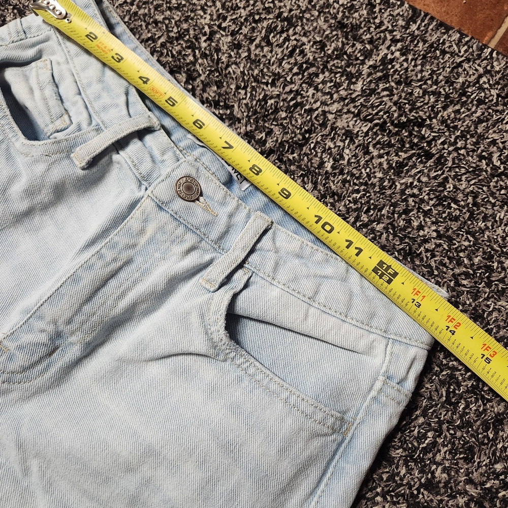 Vervet light wash jeans - Picture 9 of 10